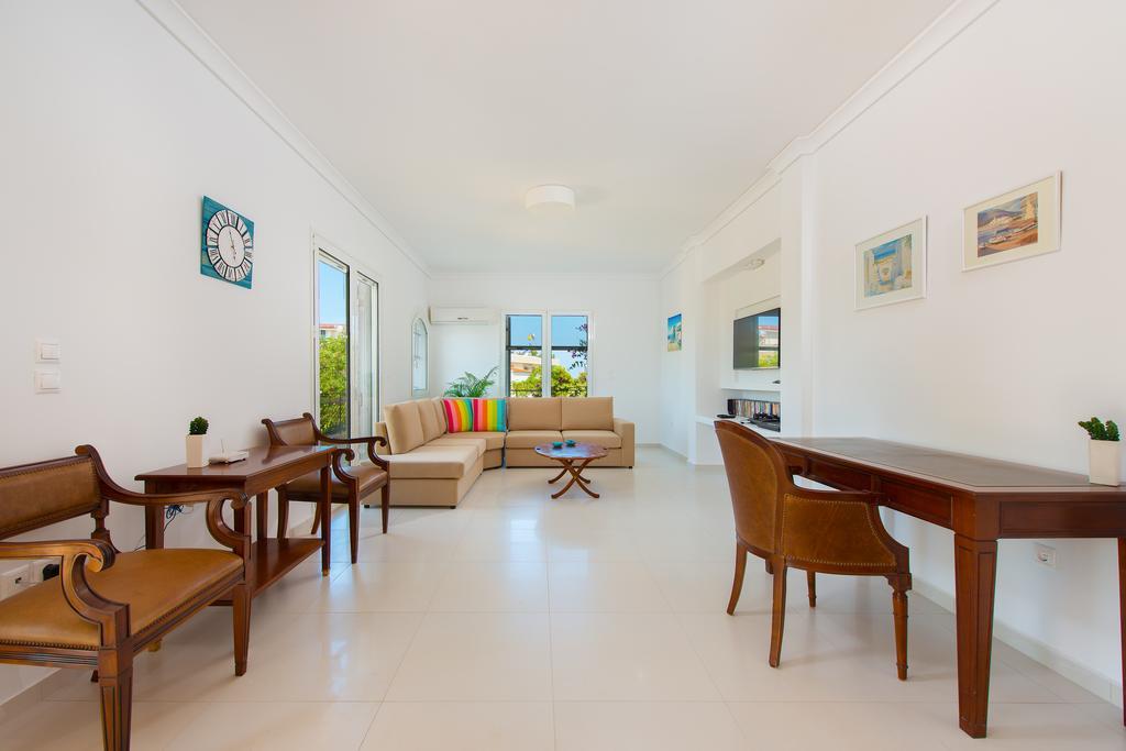 Villa Giovanni Faliraki Luaran gambar