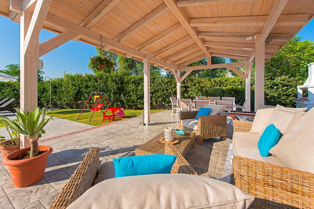 Villa Giovanni Faliraki Luaran gambar