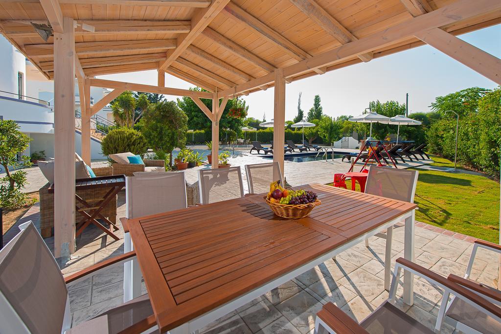 Villa Giovanni Faliraki Luaran gambar