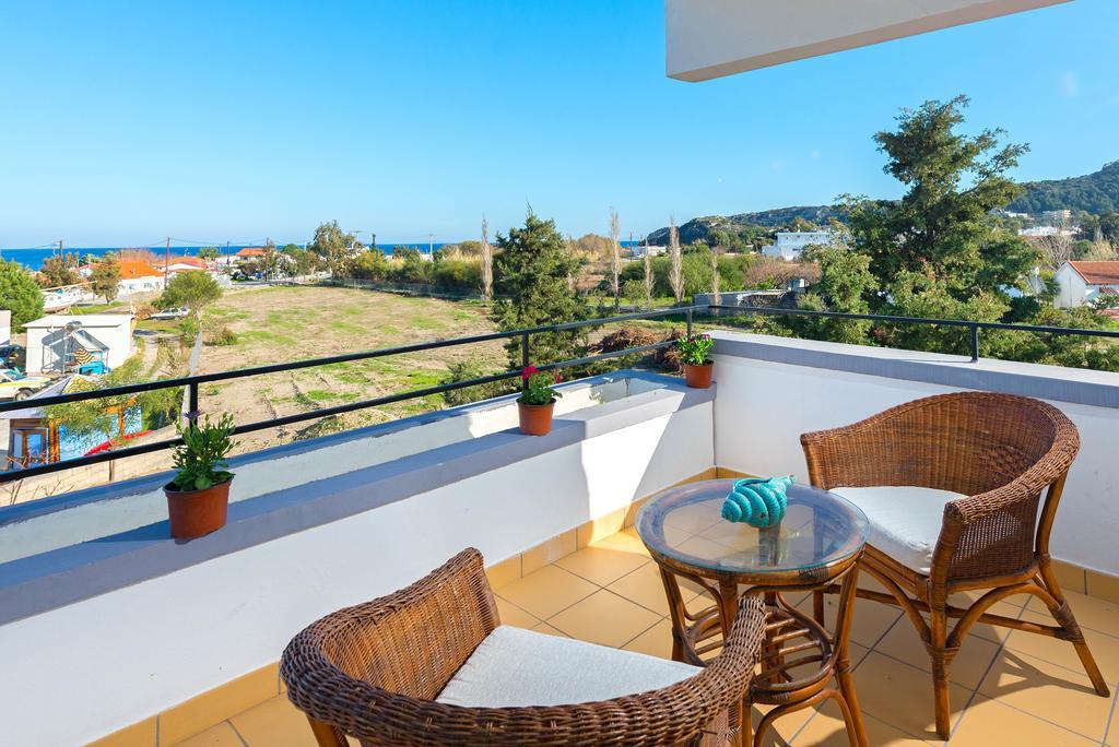 Villa Giovanni Faliraki Luaran gambar